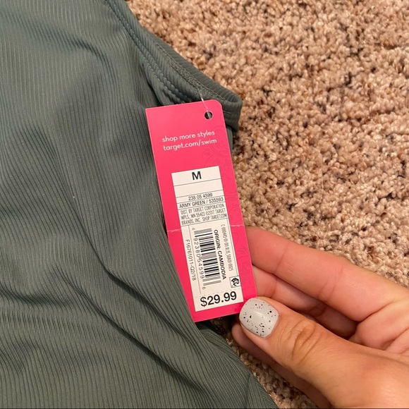 Front tie high cut NWT - Picture 3 of 3